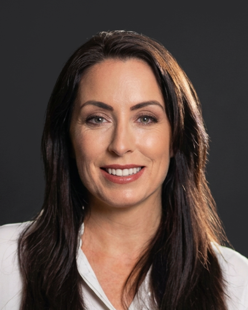 Portrait of Yvonne Reynolds
