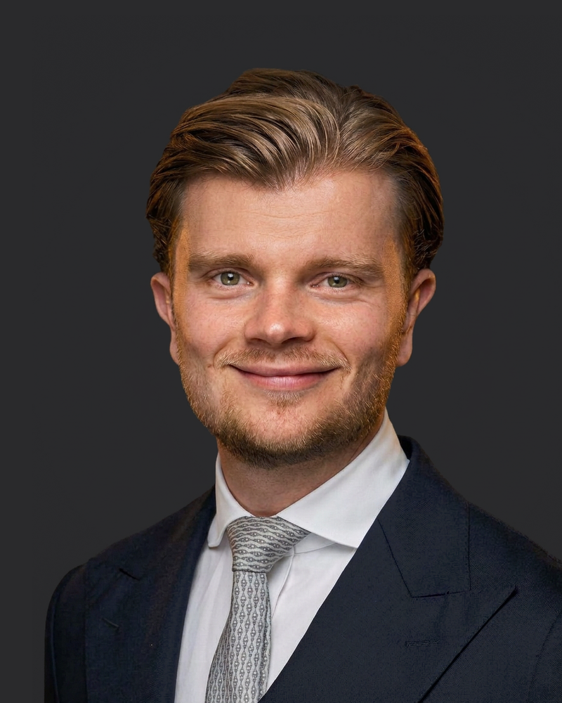 Portrait of Rob Stott
